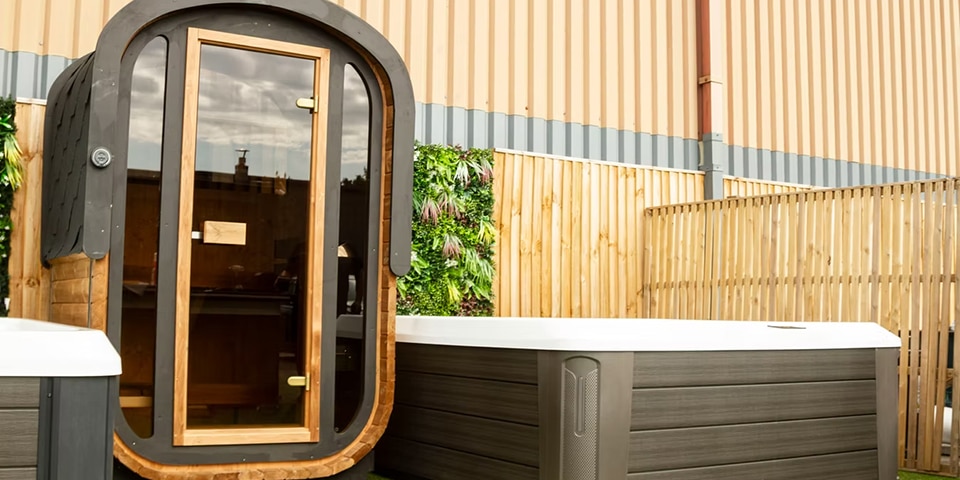 Champion Saunas > Champion Saunas Traditional CS-2 > Image 4 Champion Hot Tubs | Champion Sauna Traditional CS-2