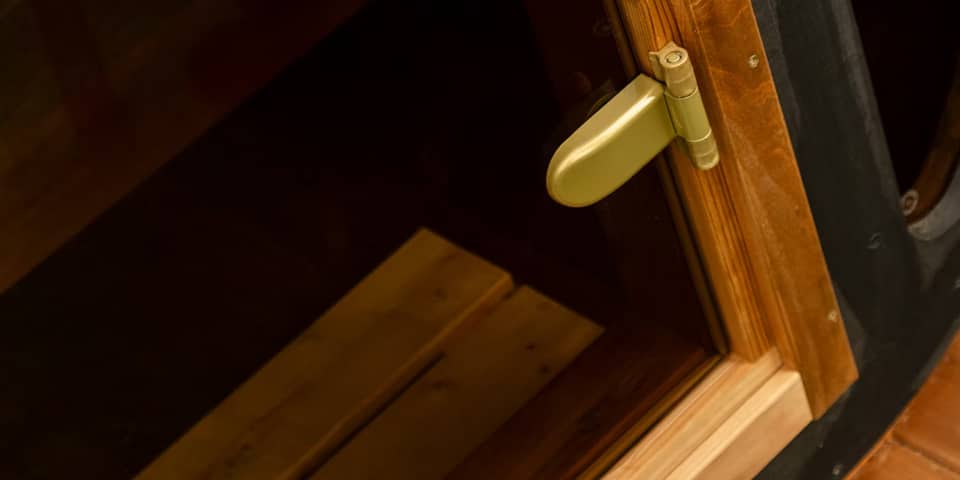 Champion Saunas > Champion Saunas Traditional CS-2 > Image 9 Champion Hot Tubs | Champion Sauna Traditional CS-2