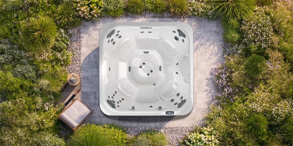 Jacuzzi J-200 Series > Jacuzzi J-245 > Image 1 Champion Hot Tubs | Jacuzzi® J-245™