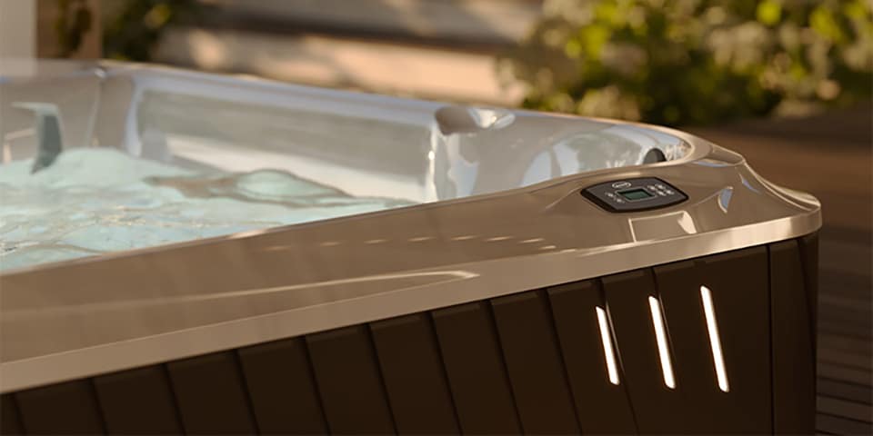 Jacuzzi J-200 Series > Jacuzzi J-245 > Image 7 Champion Hot Tubs | Jacuzzi® J-245™