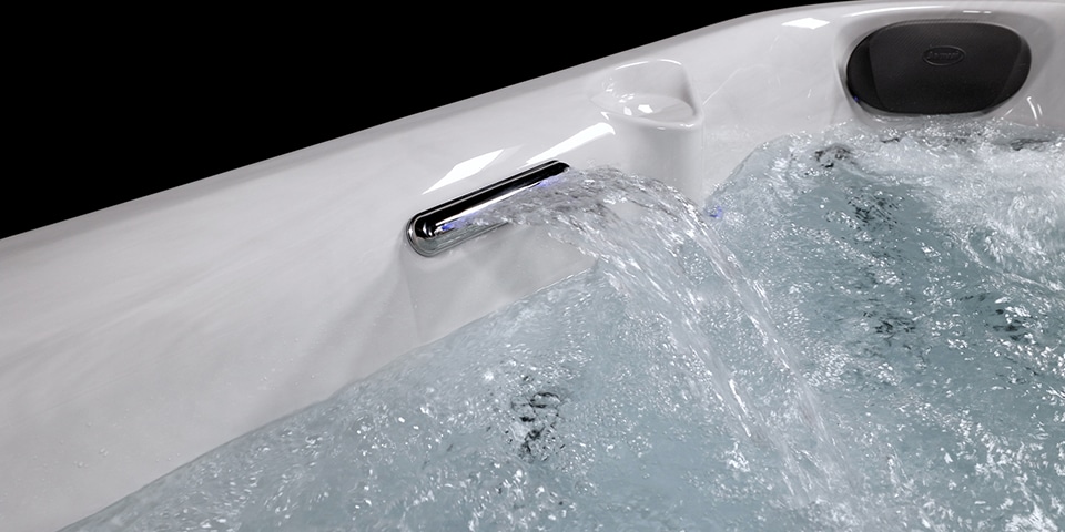 Jacuzzi J-200 Series > Jacuzzi J-245 > Image 8 Champion Hot Tubs | Jacuzzi® J-245™