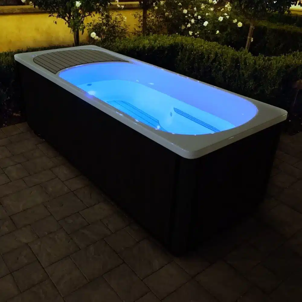 kodiak-cold-plunge-lighting.jpg Champion Hot Tubs | Kodiak S-Series Ice Bath